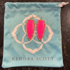 Kendra Scott Skylar Arrowhead earrings